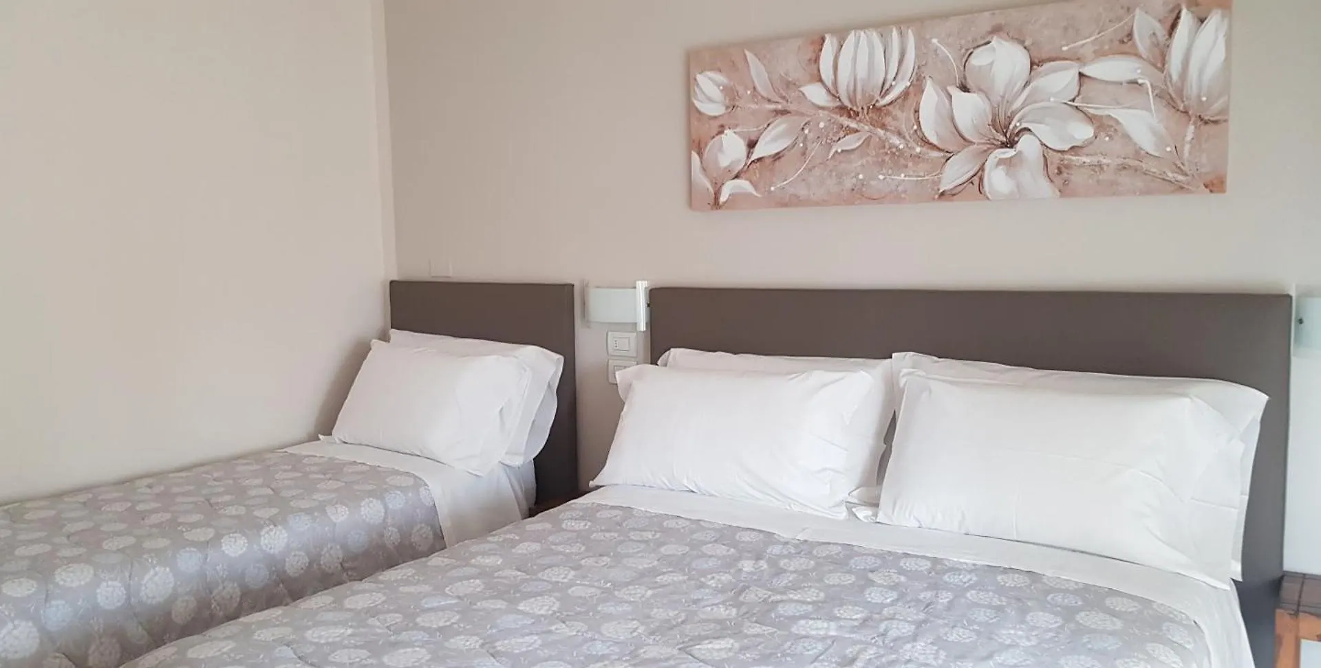 Hotel Margherita Meuble Sirmione Italia