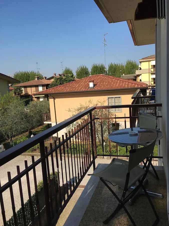Hotel Margherita Meuble Sirmione 0*,  Italia